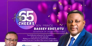 Rt. Hon. Orok Otu Duke felicitates  With Governor Otu on his 65th birthday