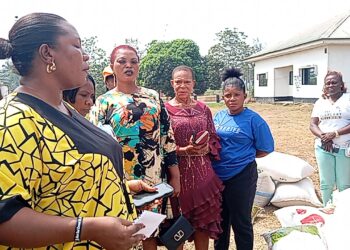 Akamkpa First Lady Distributes Christmas Packages to Women, Advocates for Grassroots Inclusivity