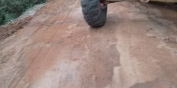 Akamkpa Council Chairman Flags Off Long-Awaited Road Grading in Mbobui