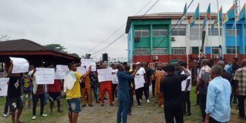 APC members block Cross River office, demand chairman’s resignation