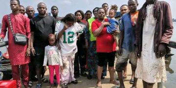 Army rescues 18 passengers from sea pirates in Cross River