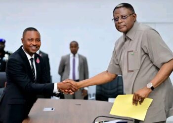 Cross River gov swears in new LG chairman, sues for unity, people-centred governance