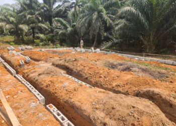 Akamkpa Council Boss Commences Construction of Three-Classroom Blk at Ikami Pri/Sch, Uyanga Ward