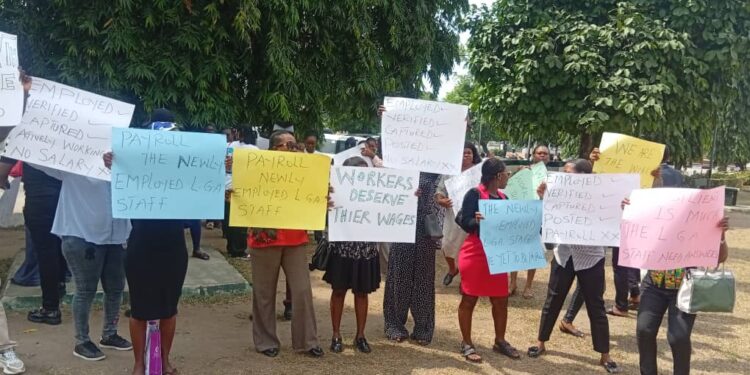 Cross River LG Employees Protest Over Nine Months Salary Delay